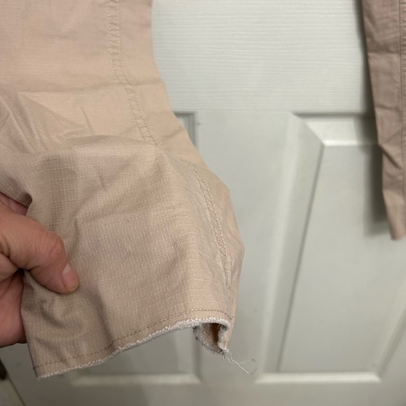 Vuori pants women’s size XSmall tan color - Picture 2 of 8